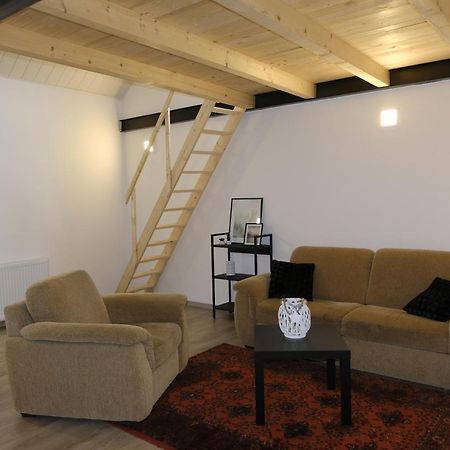Kajari Apartmanhaz Balatonfokajar ภายนอก รูปภาพ